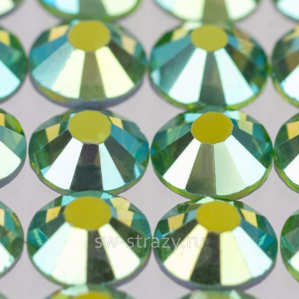 YHB 28 ss30 Peridot shimmer AB HF 113AB